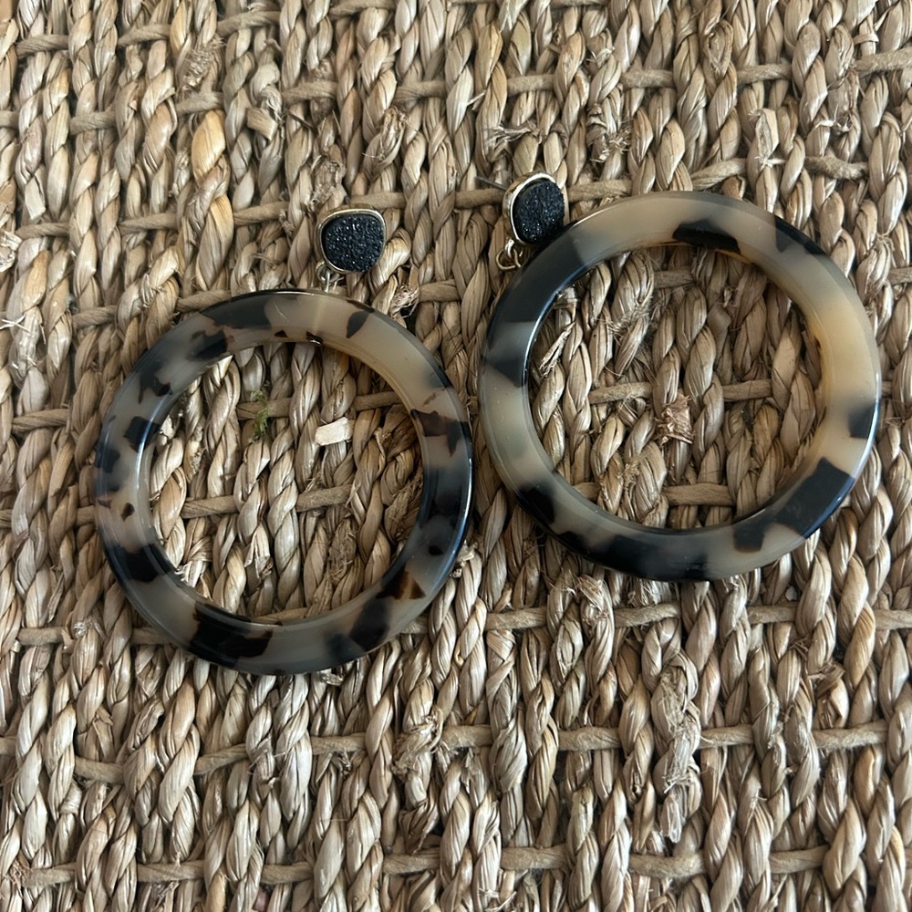 TORTOISESHELL Earrings